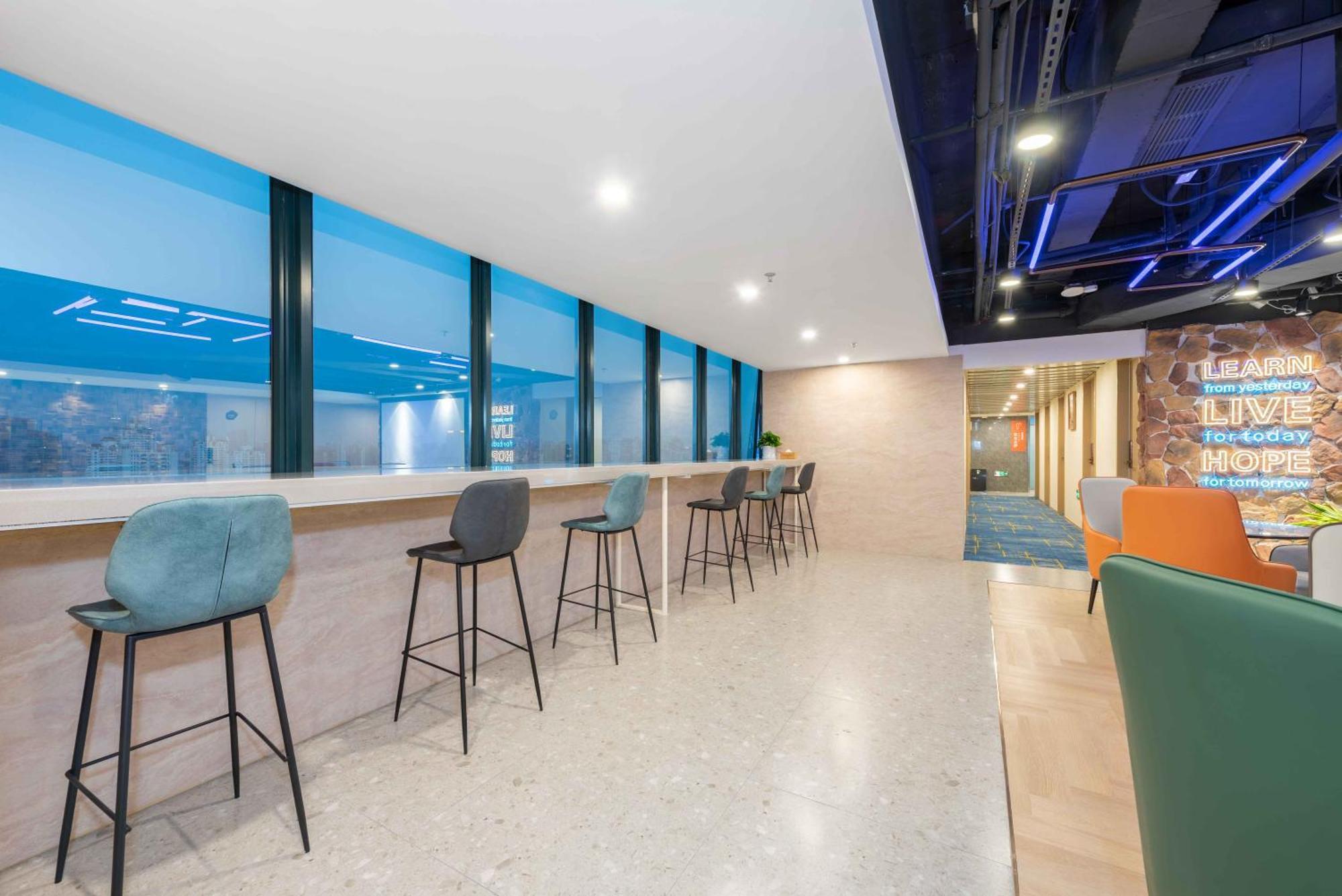 Lemon Hotel - Metro Line 1 Line 7 Changshu Road 200 Meters 上海 外观 照片